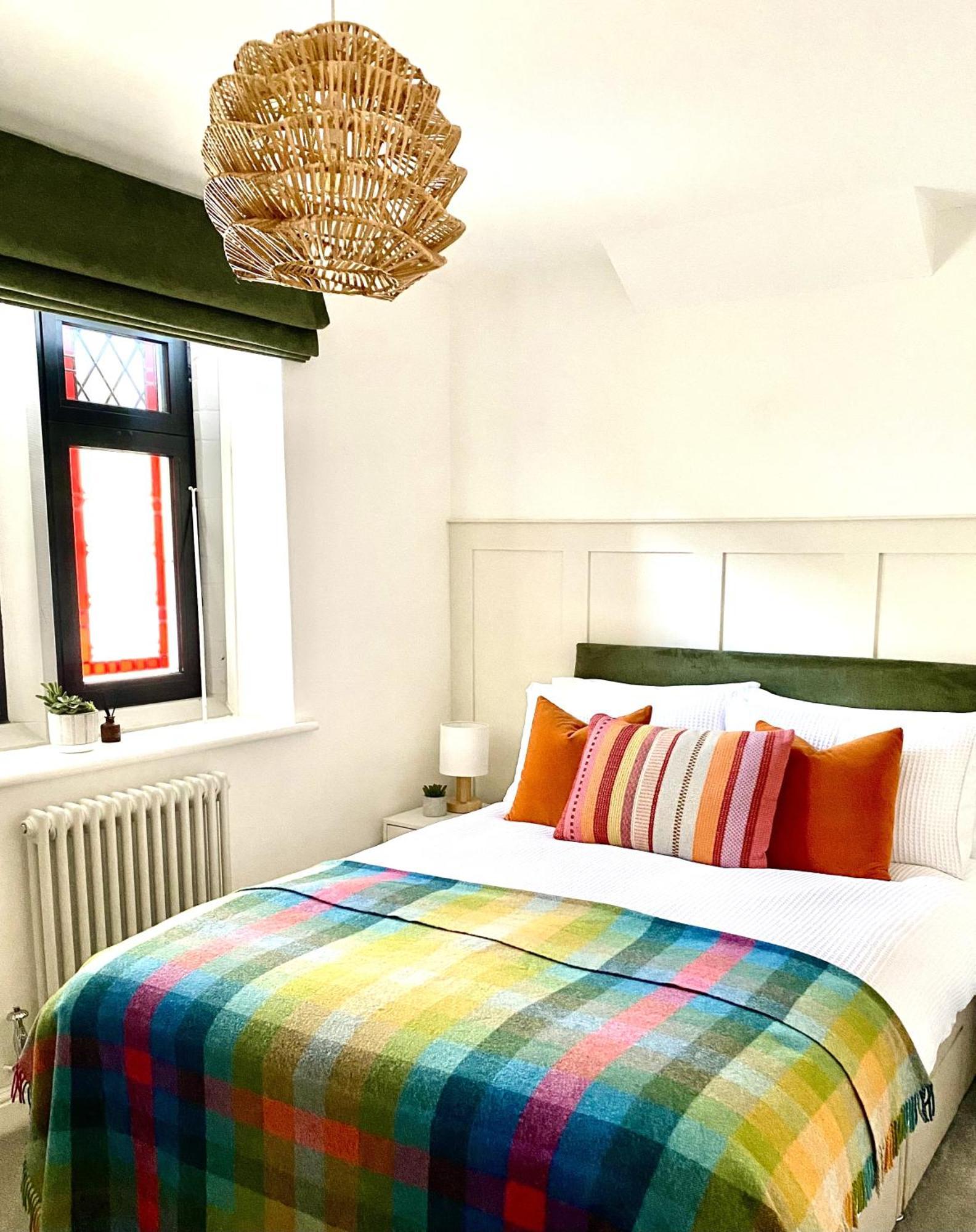 Boutique Chapel Apartment Within City Walls Chester Exterior photo